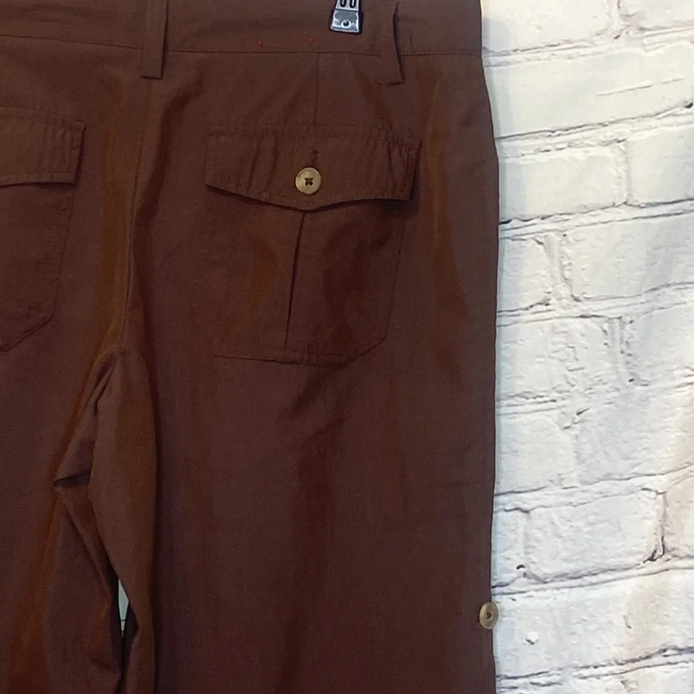 Weatherproof Garment Company Women's Brown Shorts Size 12 Excellent Condition